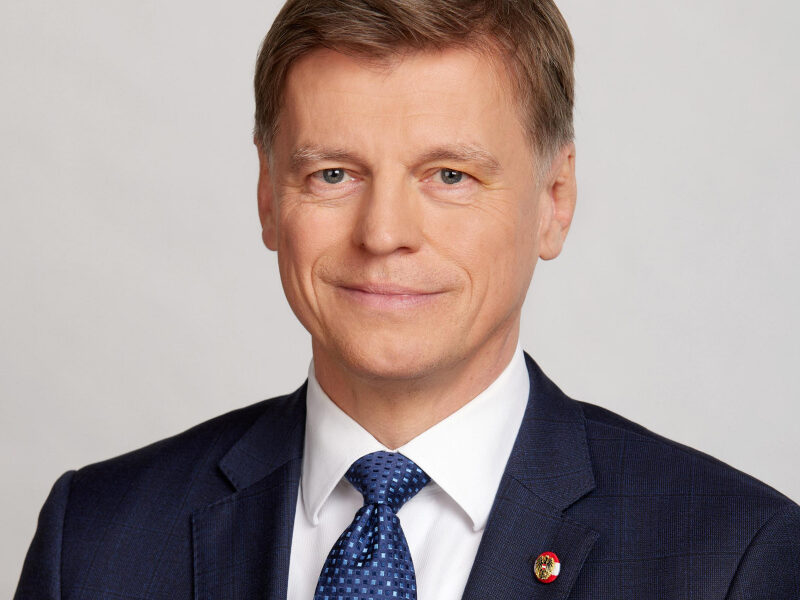 Veit Dengler