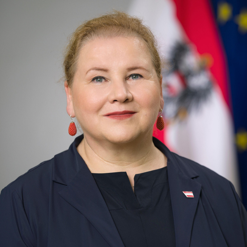 Korinna Schumann