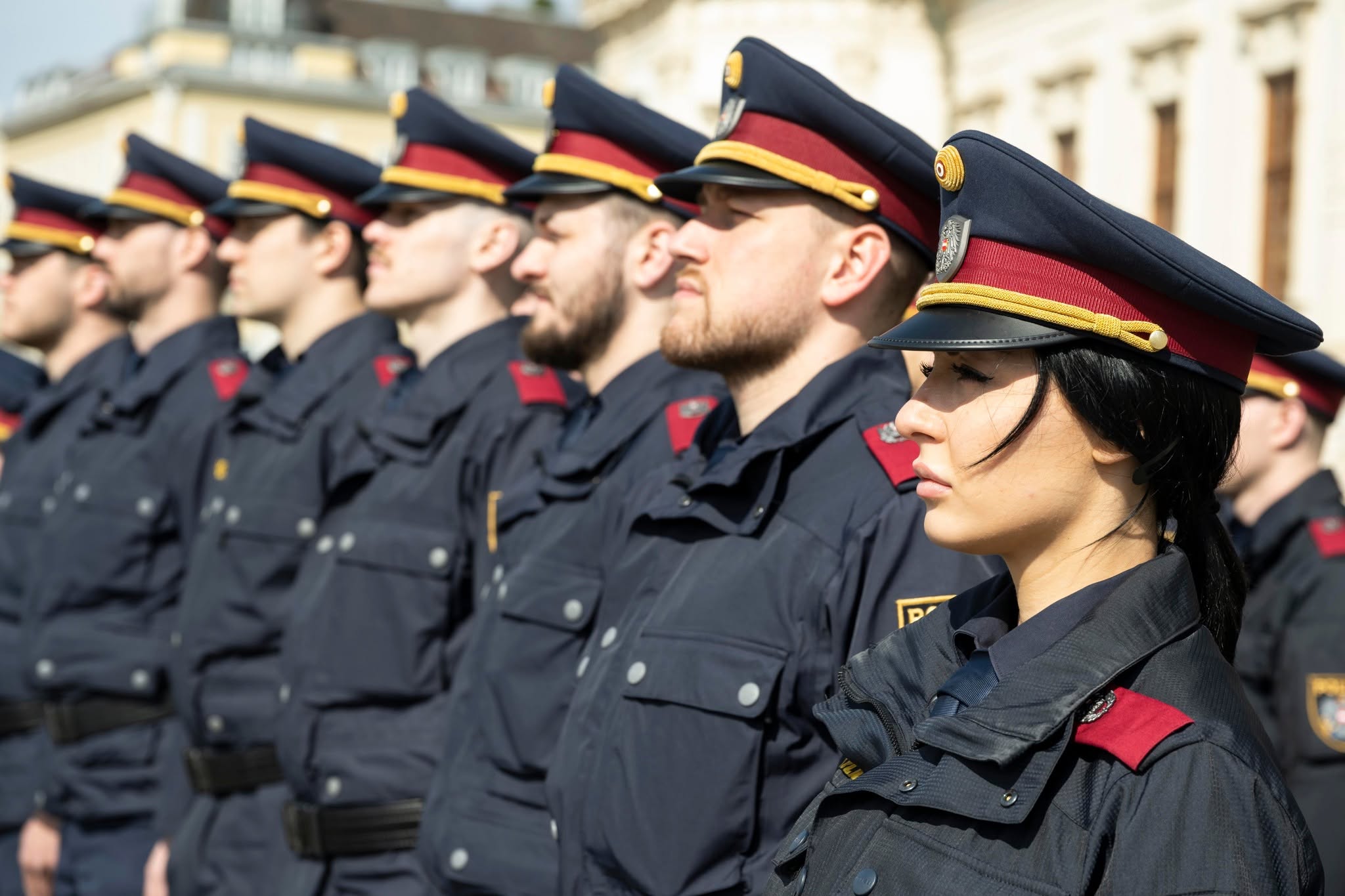 Policija