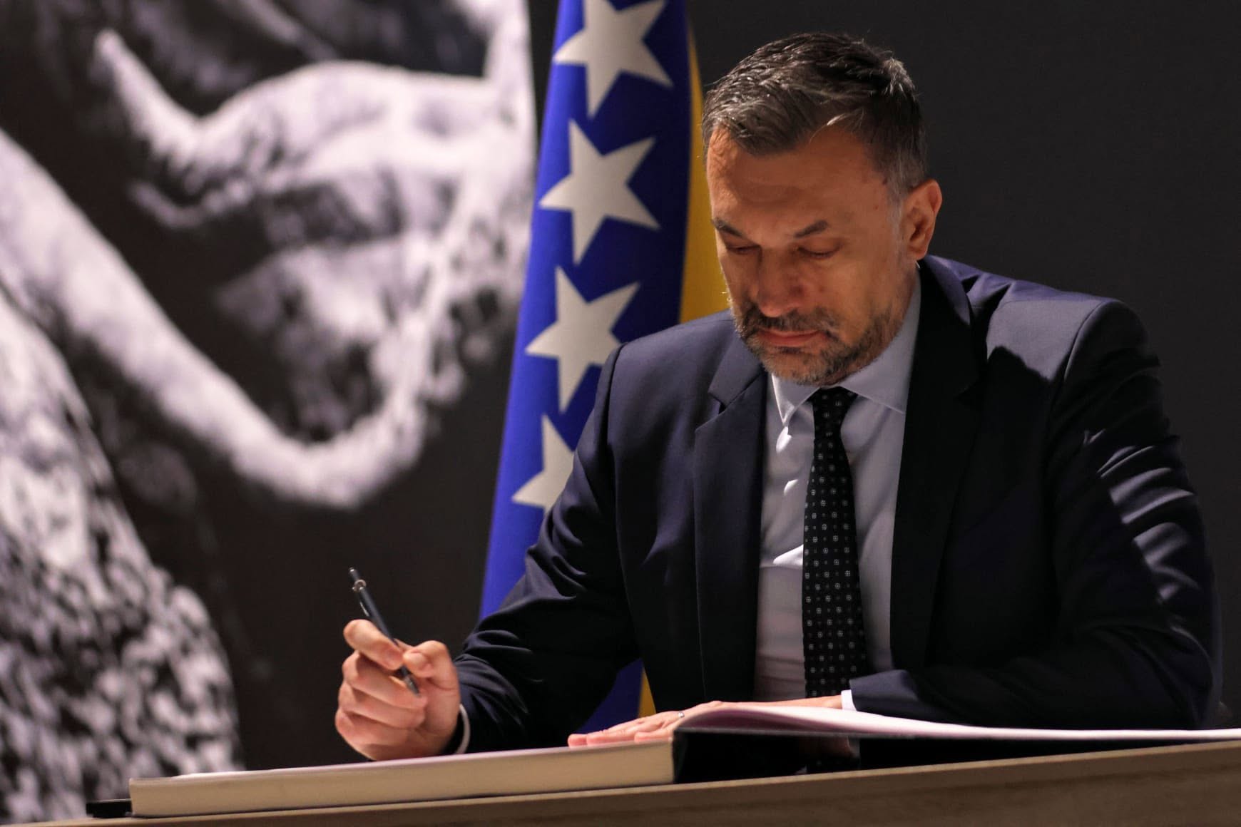 Elmedin Konaković