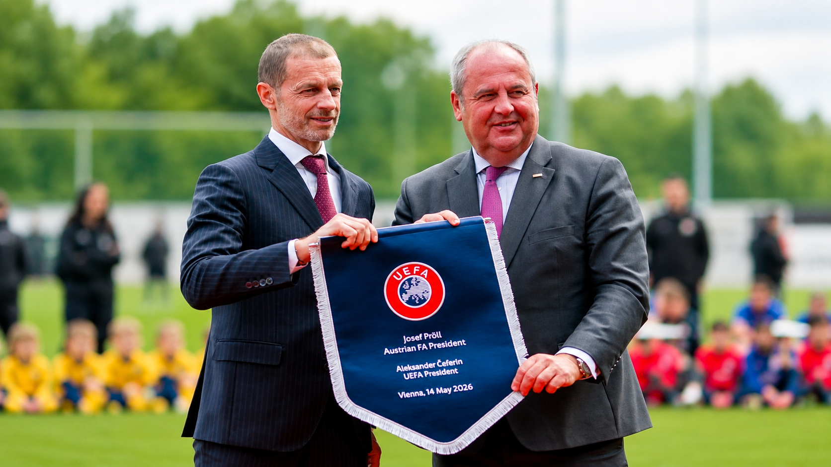 Predsednik UEFA Čeferin i predsednik OeFB-a Joseph Proll
