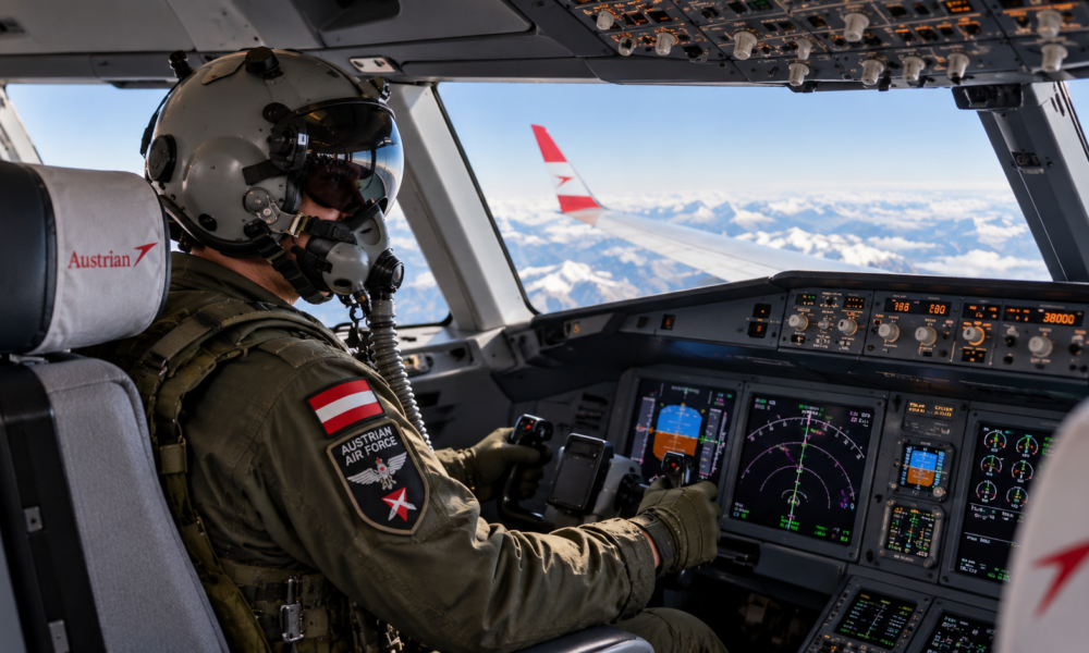 Vojni pilot upravlja putničkim avionom AUA