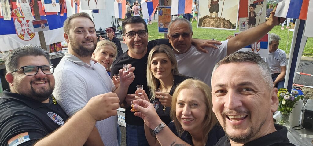 Srbi na Festivalu nacija u Wörglu