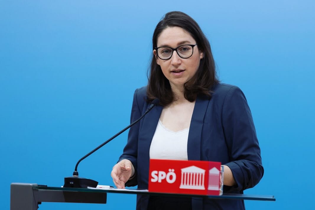 Julia Herr